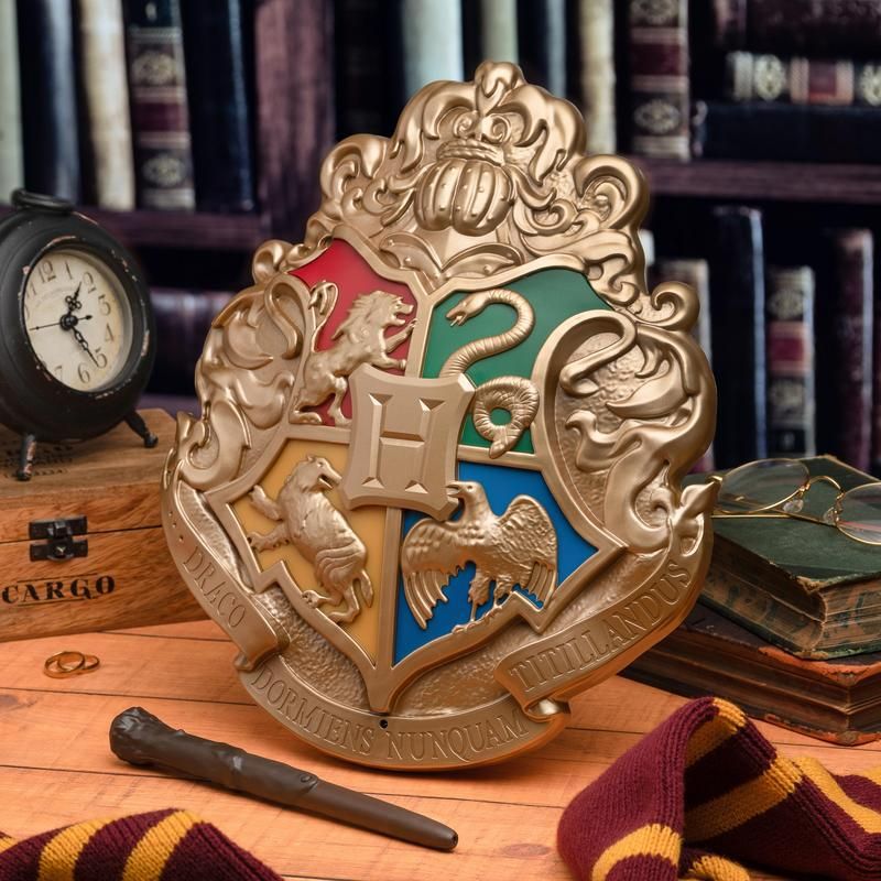 H Academy Hogwarts Insignia Decoración mural Decoración luces nocturnas Luz de atmósfera varita mágica con efectos de sonido