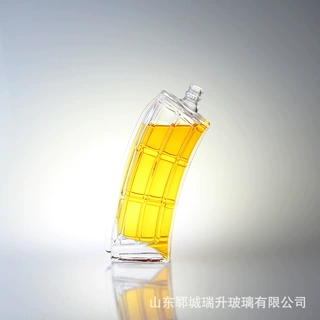 厂家批发玻璃瓶木塞果酒瓶饮料瓶250ML异形瓶白酒瓶空酒瓶