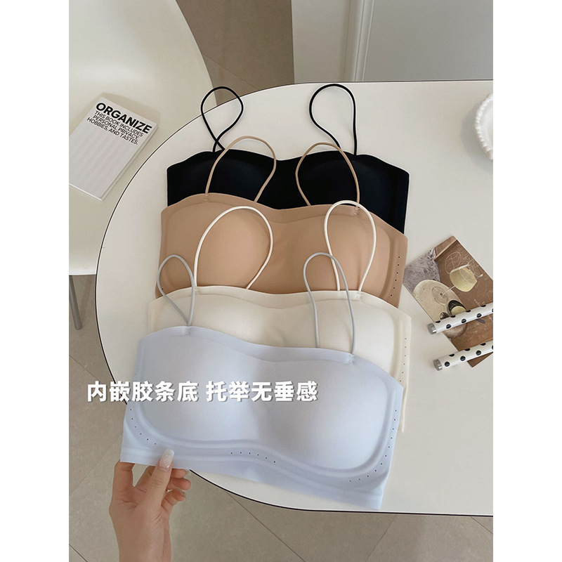 Invisible Strapless Bra for Women, Comfortable Seamless Underwear, Small Bust Push-Up Bra, Spaghetti Strap Camisole, Beautiful Back Design Invisible Strapless Bra for Women, Comfortable Seamless Underwear, Small Bust Push-Up Bra, Spaghetti Strap Camisole, Beautiful Back Design