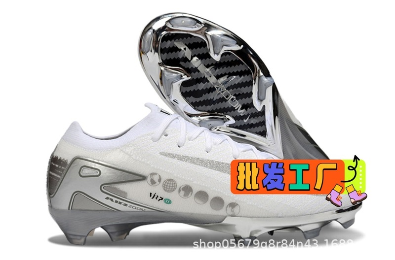 アサシン 16代目 サッカーシューズ ミッドハイトップ FG スパイク AG ミッドスパイク ロナウド ムバッペ CR715代目 メッシ エアクッションテクノロジー|undefined