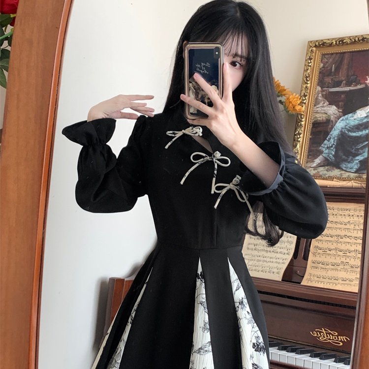 Retro New Chinoiserie Improved Cheongsam Long Skirt for Women Autum Floral Splicing Long-Sleeved Dress Spring