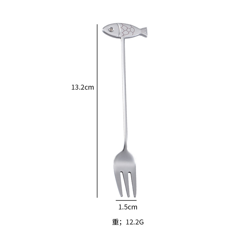 얼굴을 가진 작은 작살