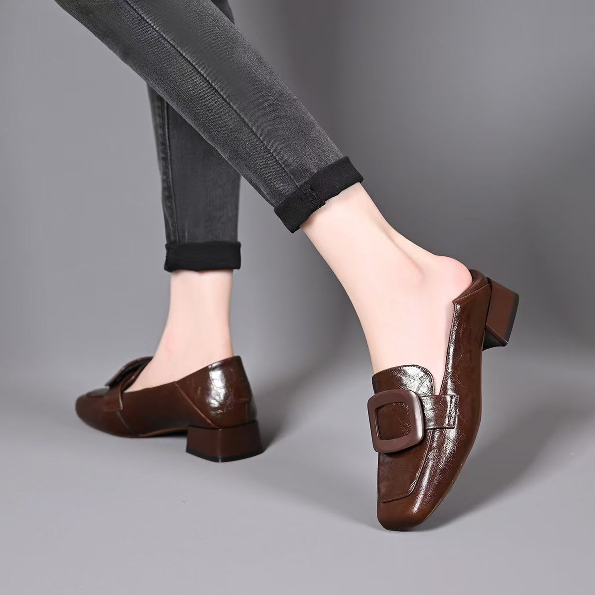 British Retro Women's Loafers Square-toed Soft Leather Shoes_voghion.com
