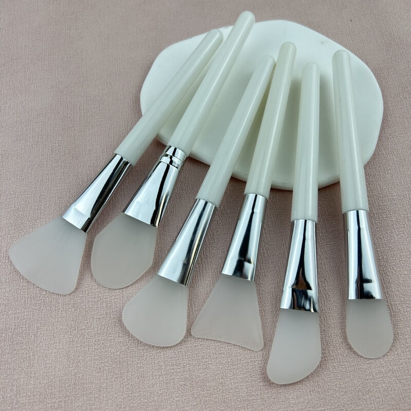 Mask Brush Silicone Mask Brush Soft Bristle Brush Mask Spa Mud Mask Brush Tool Beauty Makeup Mask Brush