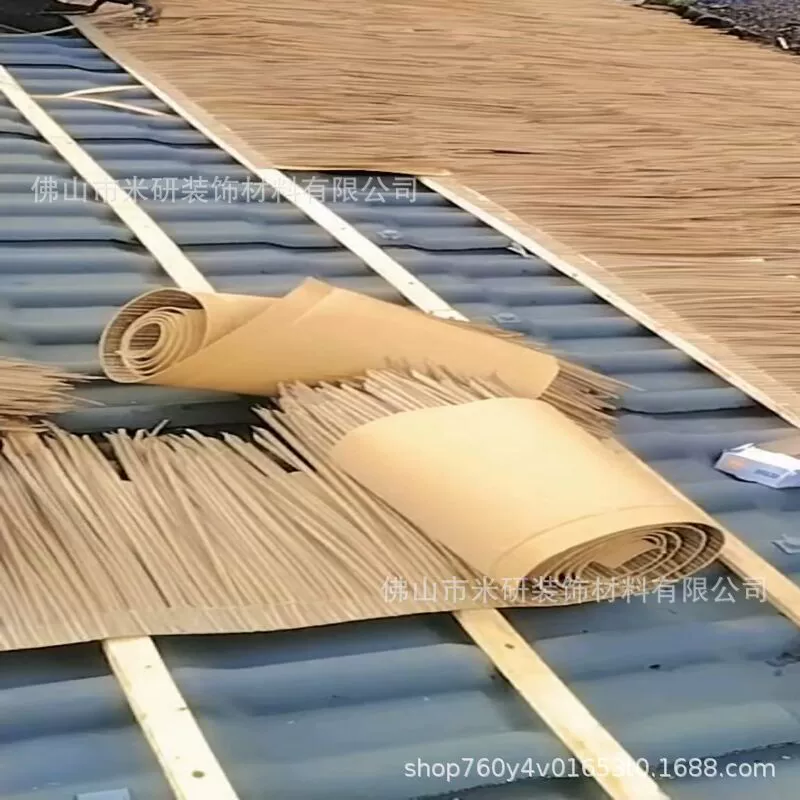 Трансграничные поставки водонепроницаемого искусственного соломенного покрытия для крыш, декоративного, термоклеевого, пластикового, антикоррозийного, имитирующего натуральный материал.