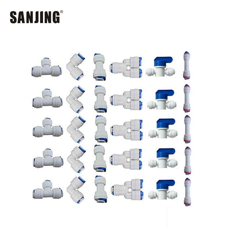 La fábrica del juego del conector de la instalación de tuberías proporciona 2 puntos 3 puntos PE tubo codo tee válvula de bola recta conector rápido combinación