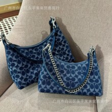 25�����¿���{ɫ����ţ��ϵ�����˰��μ�Ҹ��朗l���ౣ�g��