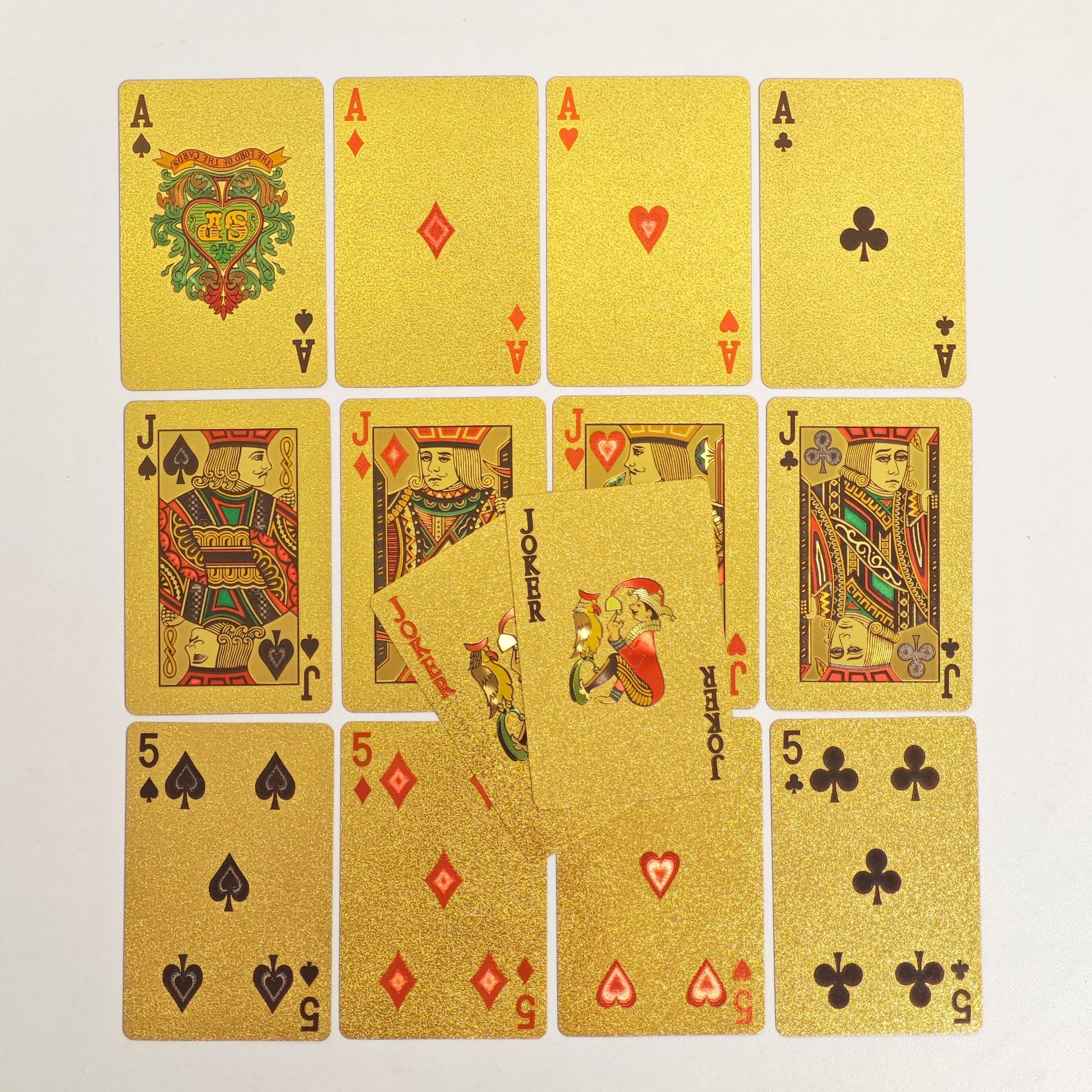 Luxurious Gold Foil Playing Cards Waterproof Pet Card Game Set_voghion.com