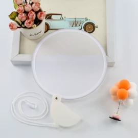 飞碟、飞盘;广告扇;扇子