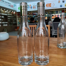 其他酒水包装;玻璃瓶;金属盖