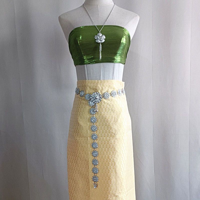 A1 dark yellow skirt four-piece set including chest-wrapped skirt, belt and necklace