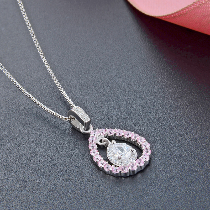 S925 plata esterlina gota de agua ligera colgante de lujo feminino maduro diamante personalidad colgante de plata joyería fuente al por mayor