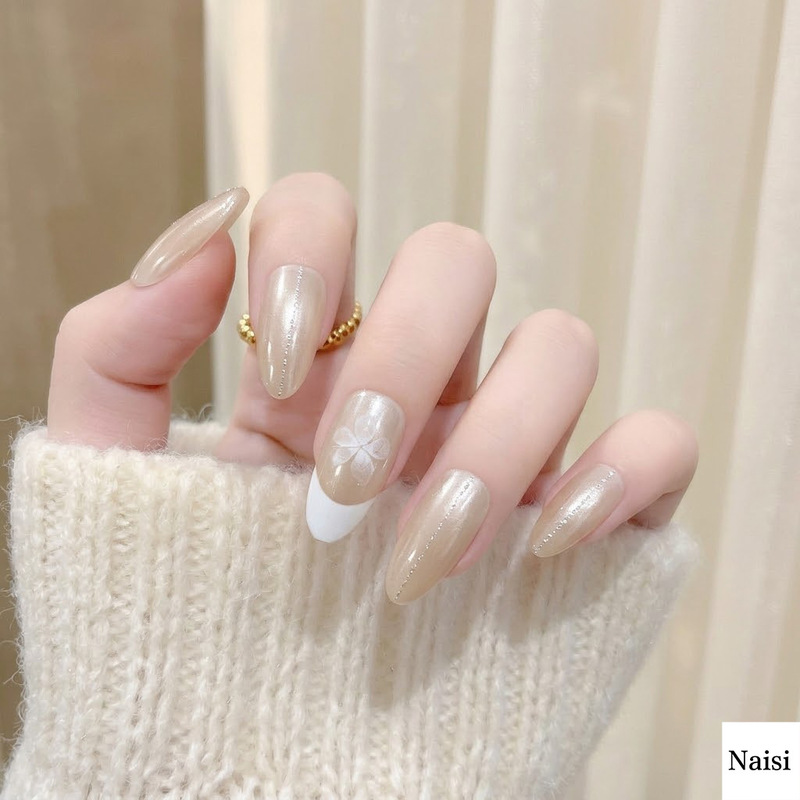 French-style press-on nails, solid color nail stickers, simple and elegant, flattering almond-shaped nails, light luxury fake nails, finished product one-stop supply French-style press-on nails, solid color nail stickers, simple and elegant, flattering almond-shaped nails, light luxury fake nails, finished product one-stop supply