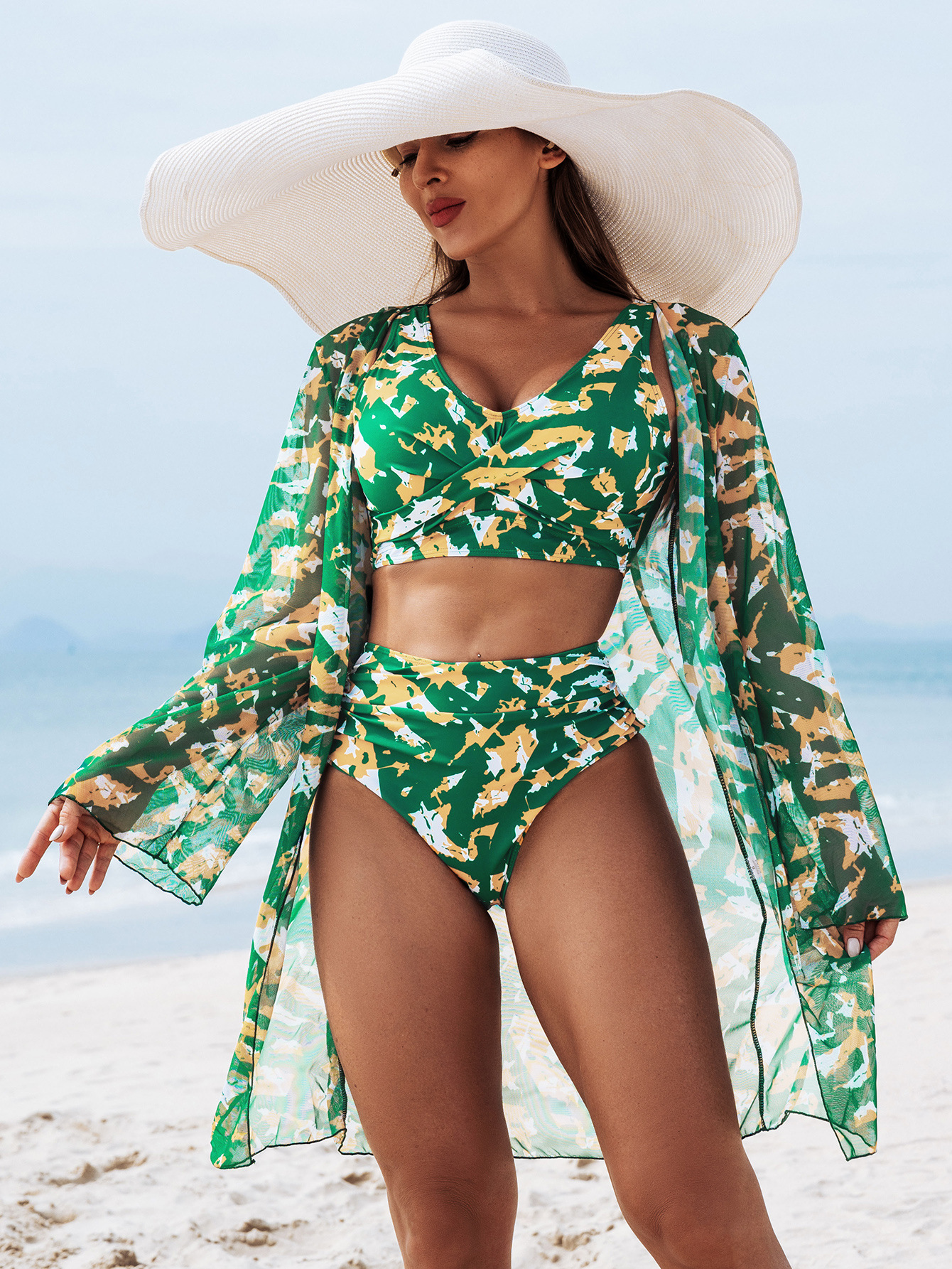 Nueva moda europea y americana de alta gama sexy trajes de baño de mujer tres piezas bikini bikini trajes de baño de mujer