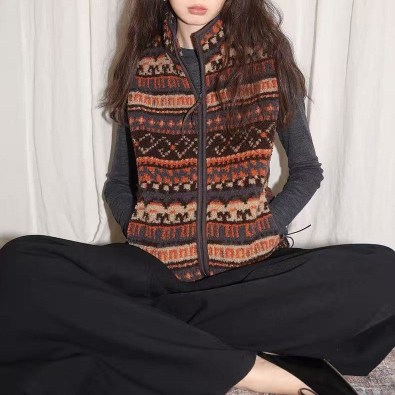 Fair Isle Patterned Lamb Wool Fleece Soft and Fluffy Zip-Up Stand Collar Vest with a Christmas Vibe Fair Isle Patterned Lamb Wool Fleece Soft and Fluffy Zip-Up Stand Collar Vest with a Christmas Vibe