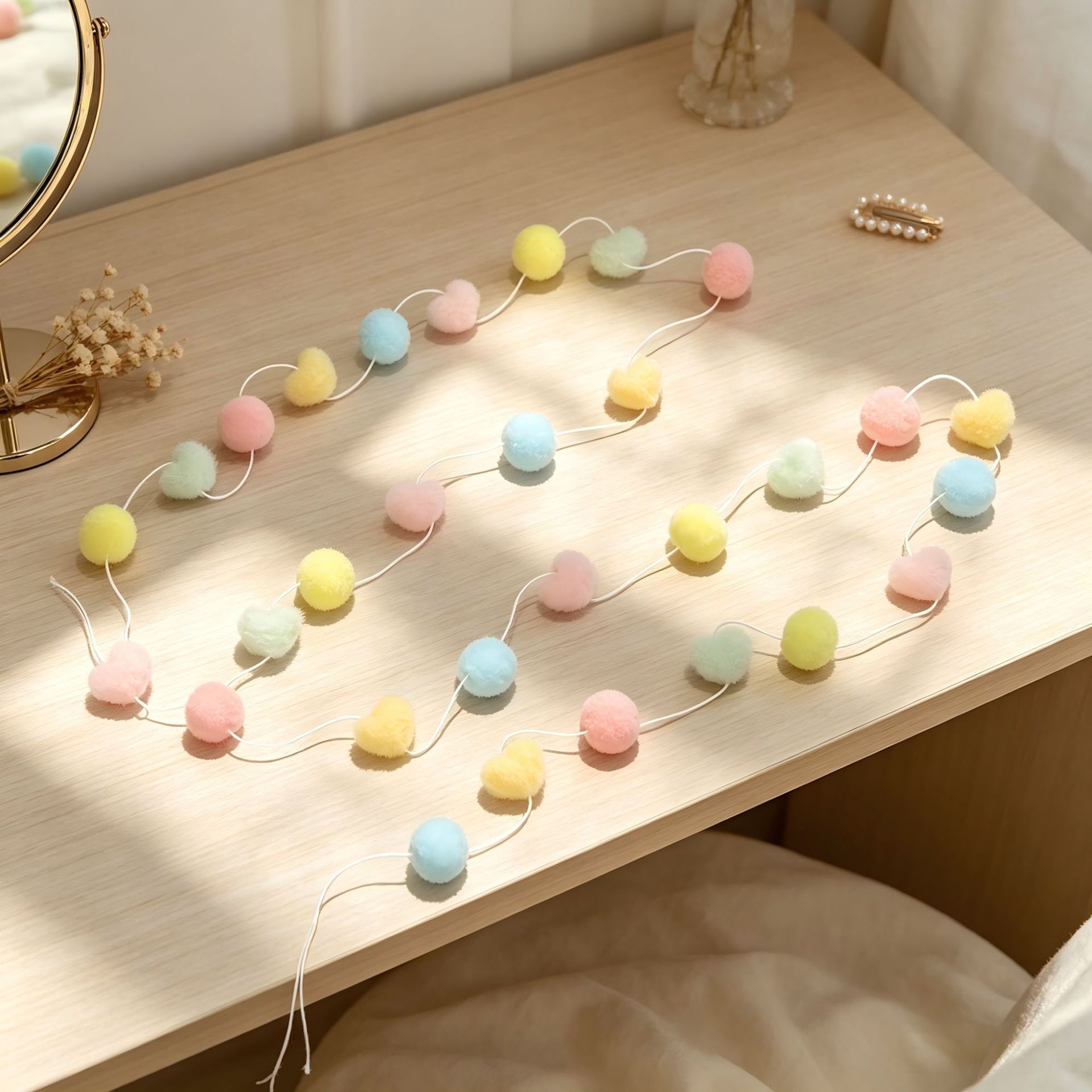 Ins-style home accessories for children's rooms, plush star and heart pom-pom string decorations, bedside background pendants 3