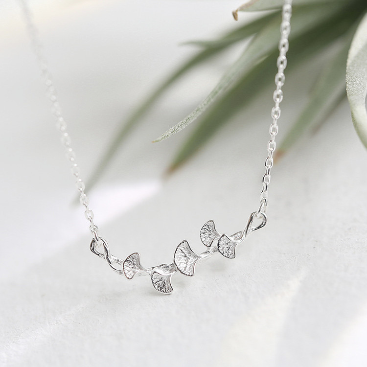 Fangxing S925 Sterling Silver Ginkgo Leaf Necklace Women's Trendy Clavicle Chain Simple Niche Elegant Versatile Forest Style Pendant Popular