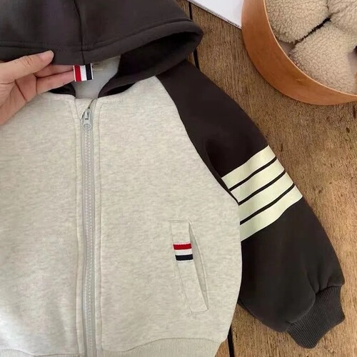 Children's hooded jacket  winter new style boys and girls style velvet sweatshirt cardigan top children's clothing