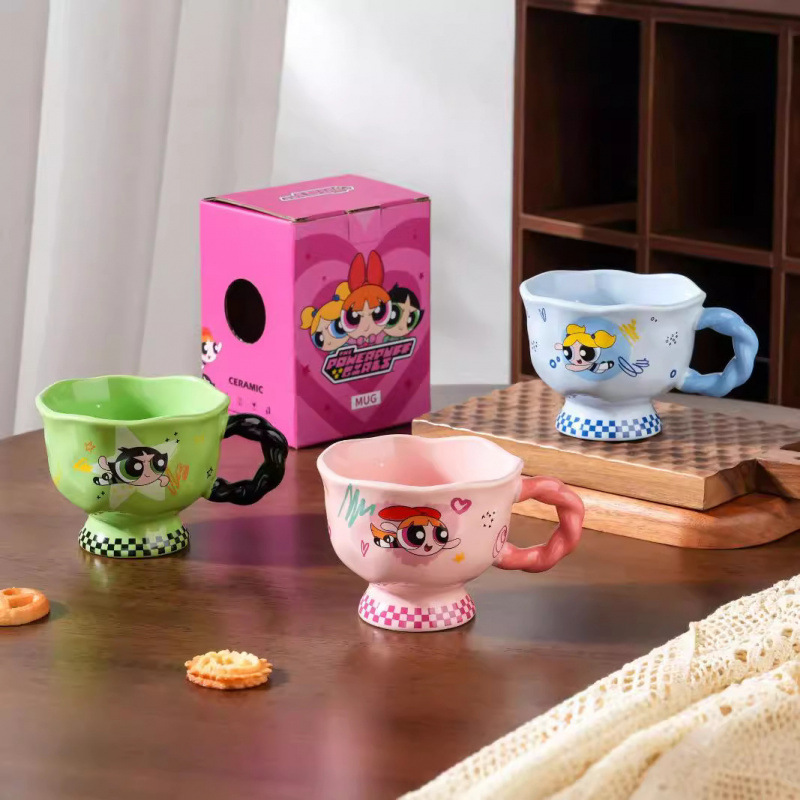 Taza de policía femenina de alto valor de la nueva chica taza de cerámica de agua casera taza de desayuno de leche cumpleaños