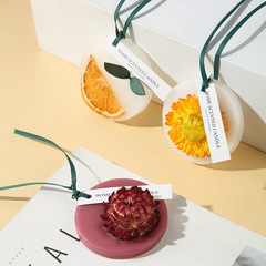 Wardrobe aromatherapy wax flakes, indoor household long-lasting fragrance pendant, fragrant room air freshener wardrobe wax flakes