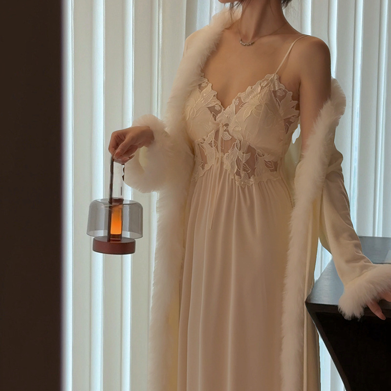 Island Velvet Sexy Pajamas for Women Autumn and Winter 2025 New Lace Suspender Nightgown Noble High-End Extended Nightgown Set