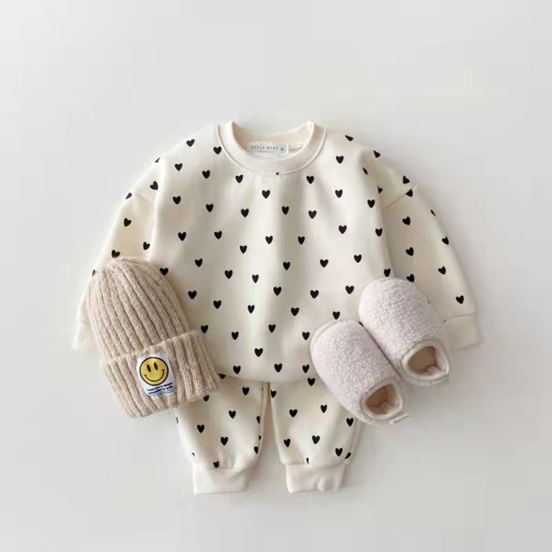Long Sleeve Sleeve Length Cotton Fabric Type Casual Heart Shape Cotton Girls Clothing Sets