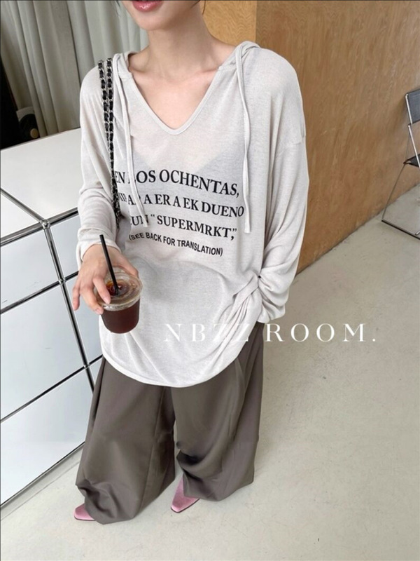 2024 Spring/Summer/Dopamine Girls Wear Letter Printed Hooded Sunscreen Shirt Long-sleeved T-shirt Women's Blouse Thin Top