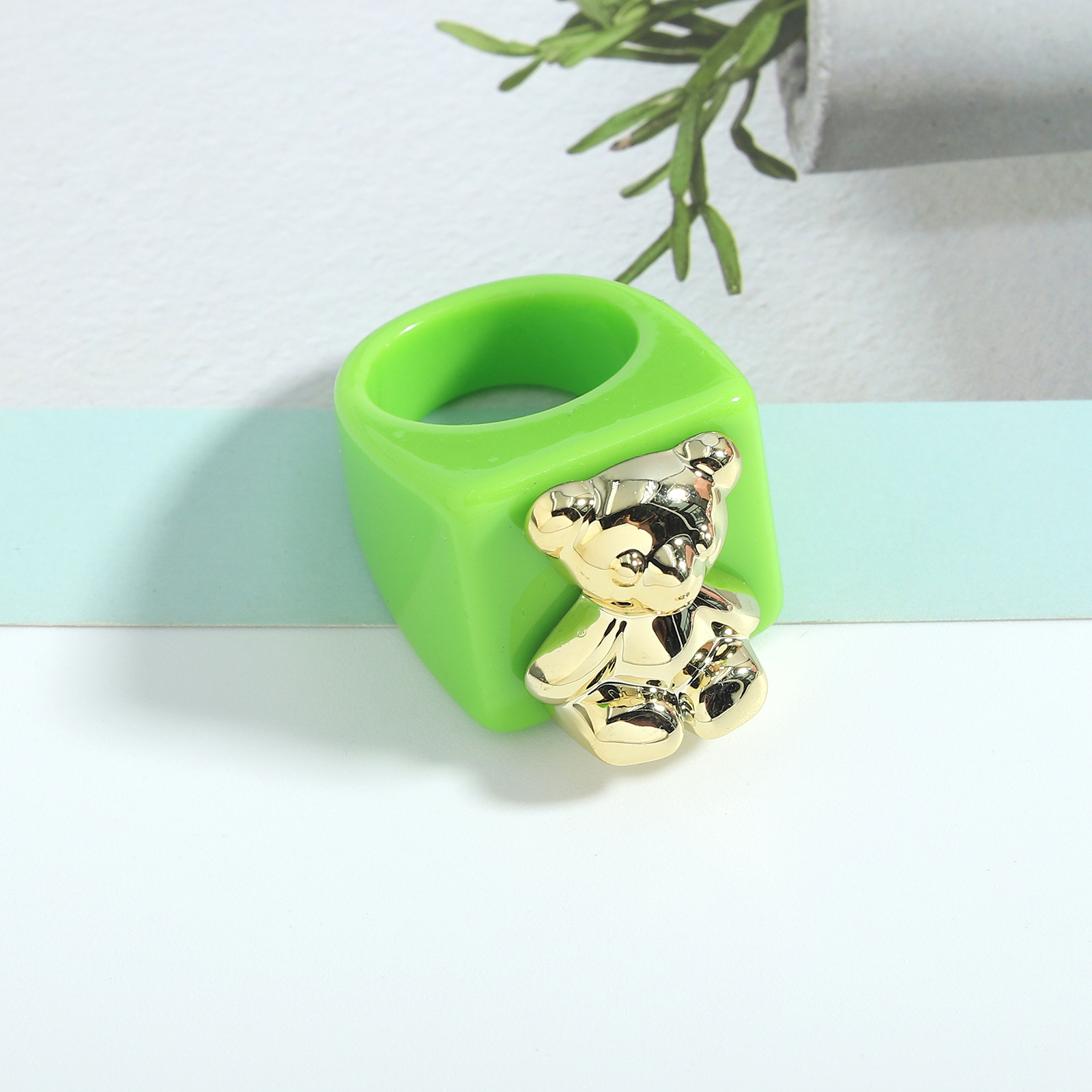Wholesale Ornament Cute Bear Candy Color Resin Ring Nihaojewelry display picture 6