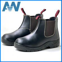 靴子安全鋼頭鋼底可做PU橡膠大底出口中東智利外貿代工多年經驗
