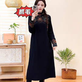 2025冬季新款民族风复古高领刺绣连衣裙女文艺纯色背心裙打底裙