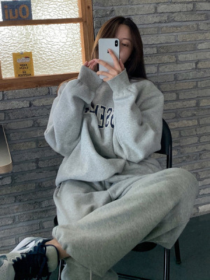 Women's thin crew neck sweatshirt with Korean style letter print loose student top