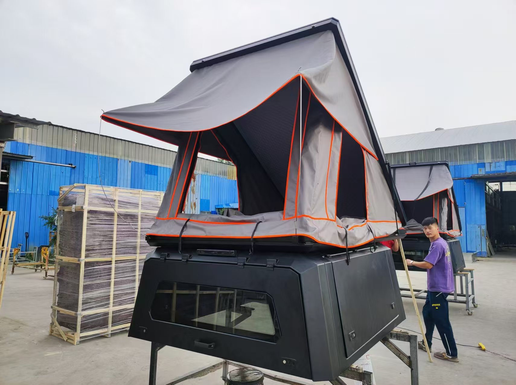 Car Roof Tent Outdoor Camping Self-Driving Tour Hard-Top Single-Layer Tent Car Tent Bridge Car Sunshade Rollover Tent