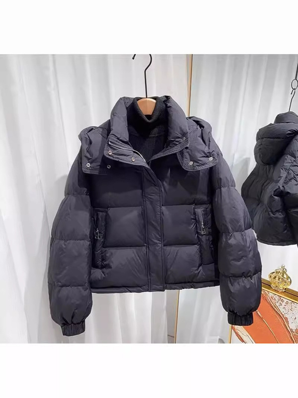 ダウンの綿服の女性の短いタイプの冬の新型のゆったりしている帽子の冬の小さい背の厚いコートのヨーロッパ駅のパンの服|undefined