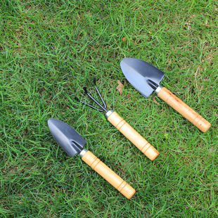 Three-Piece Set of Gardening Tools for Growing Flowers, Small Rake for Loosening Soil, Small Shovel for Growing Vegetables and Flowers, Multifunctional Small Shovel
