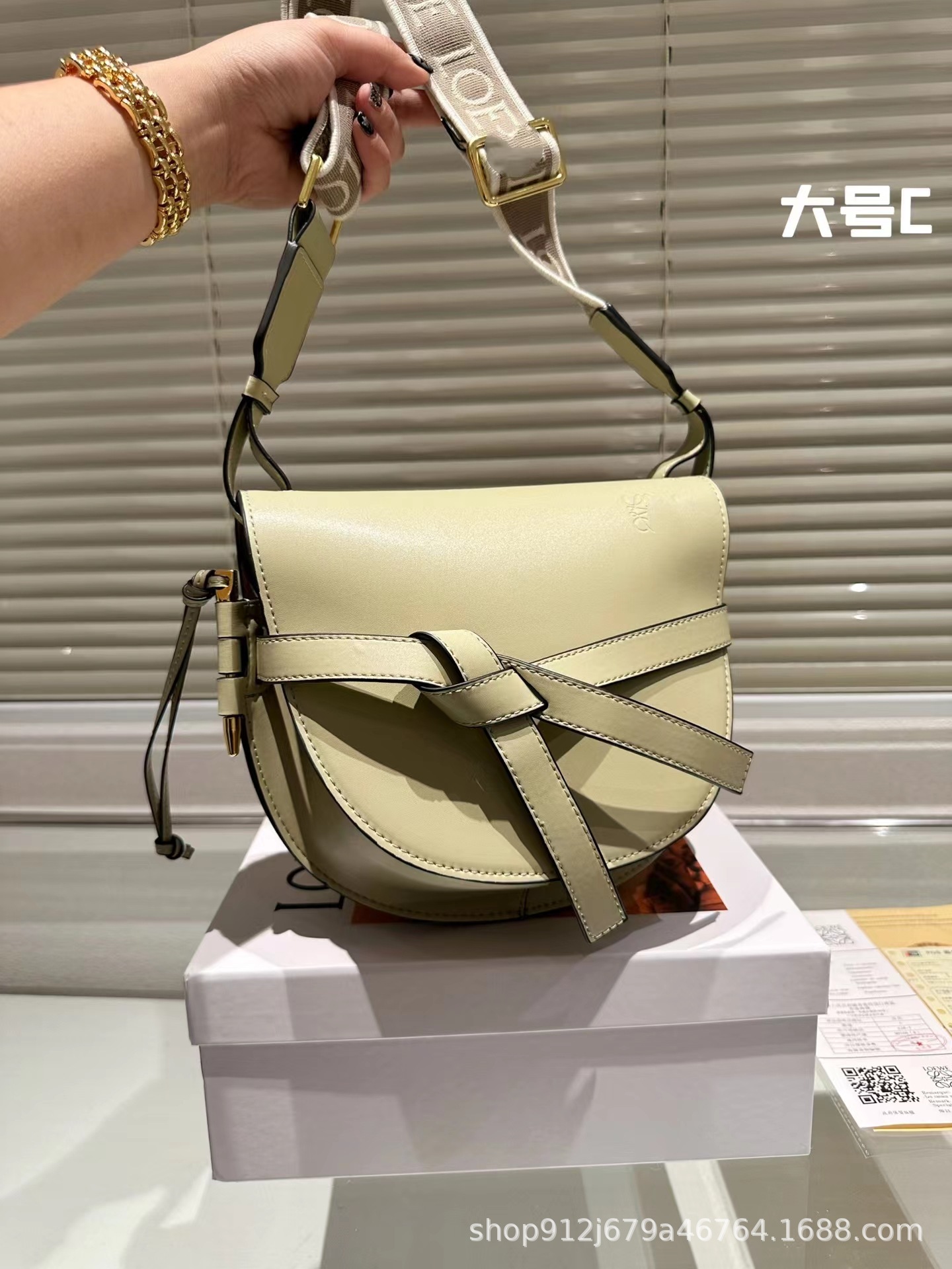 2024 Light Luxury Trendy Brand Luo Jia Retro Saddle Bag Fashion Classic Wide Strap Mini Shoulder Crossbody Bag For Women - Thumbnail 8