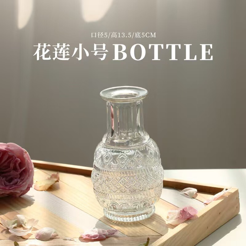 エンボス加工ミニ小さなガラス花瓶カスタマイズされたヨーロッパの透明な水耕花瓶ハイエンドライト高級家の装飾|undefined