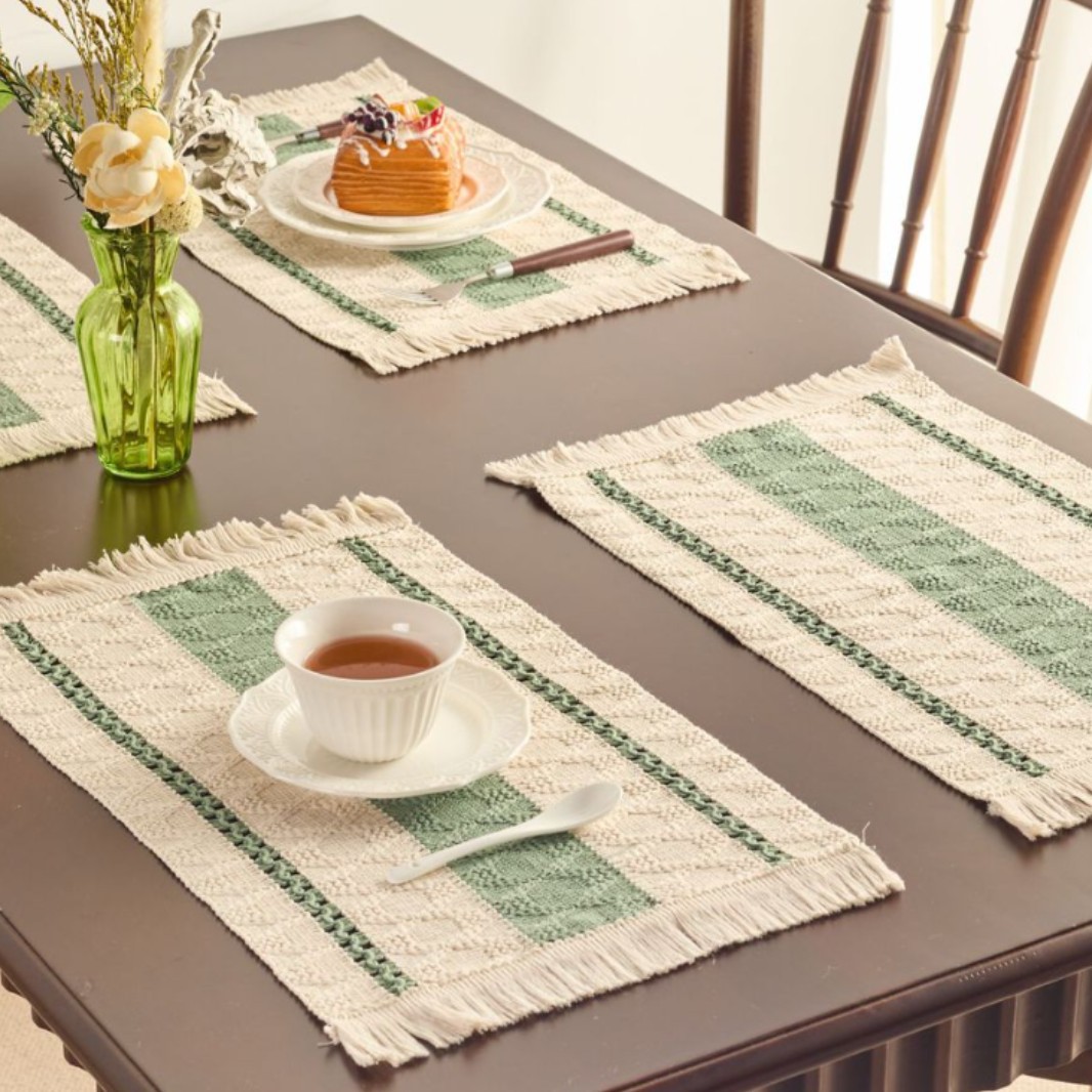 Yi qiyun cuerda de cáñamo placemat vacaciones vajilla estera tejida color a juego rayas borla tazón estera suministro directo de fábrica