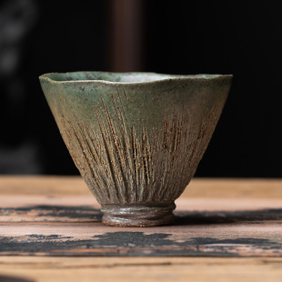 Huancai Lotus Handmade Ceramic Tea Cup Kung Fu Tea Set Japanese Style Vintage Tea Cup Master Cup Hand Gift Box