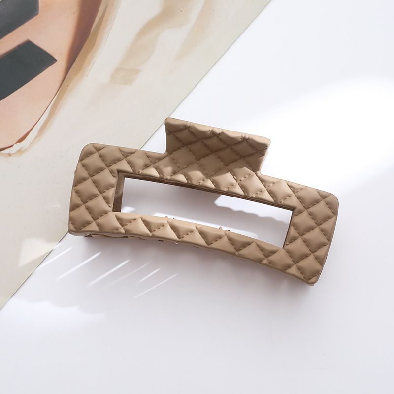 Agarre de pelo helado transfronterizo color de caramelo Cabeza trasera simple clip de pelo grande clip de tiburón de baño updo accesorios para el cabello al por mayor