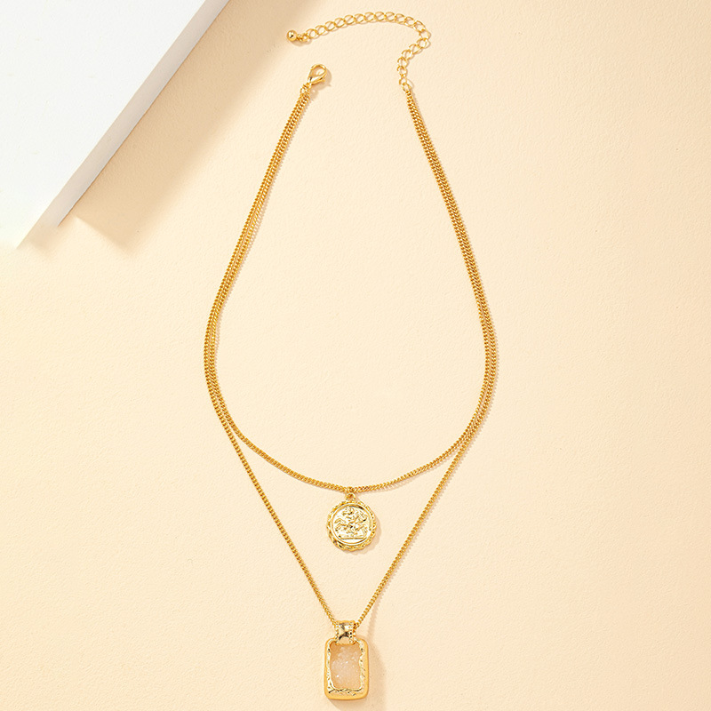 Hip-hop Geometric Alloy Plating Resin Gold Plated Women's Layered Necklaces display picture 3