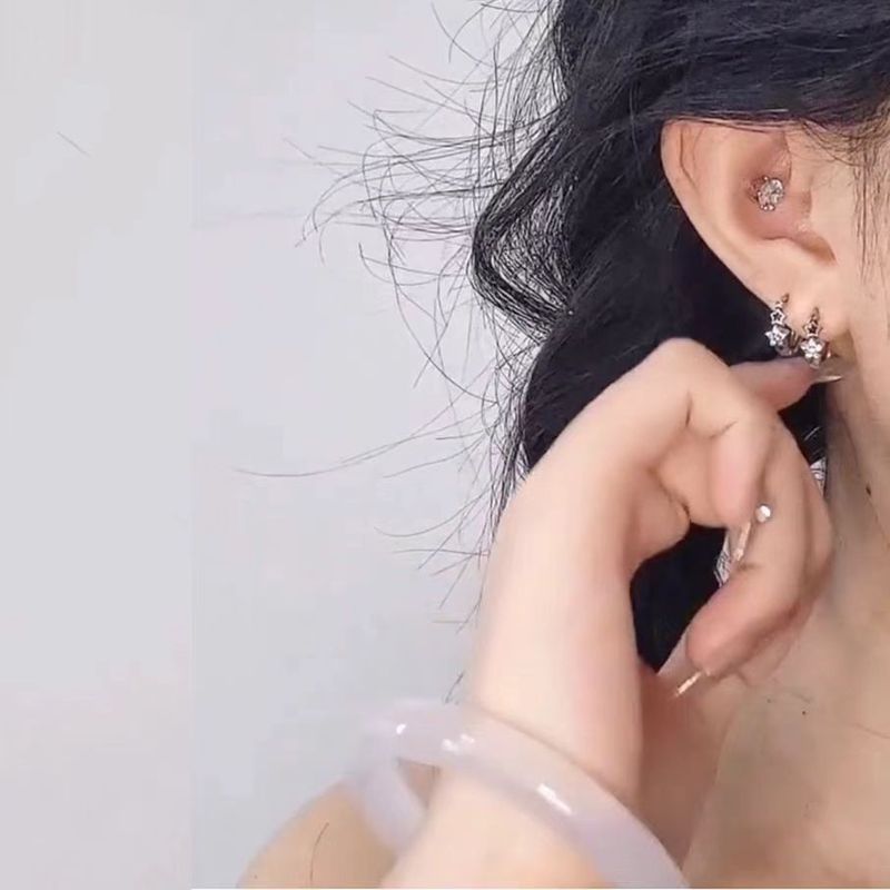 スターピアス～小さくて個性的な、寝るときに外さなくてもいいピアス、ニッチデザインピアス、女性向け高級ピアス|undefined