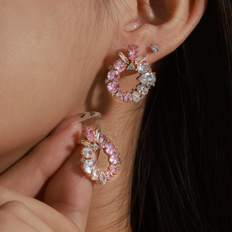 Pendientes de circonio cúbico sintético con incrustaciones de lujo ligero de temperamento de moda Xuping Pendientes de estilo de diosa de alta calidad