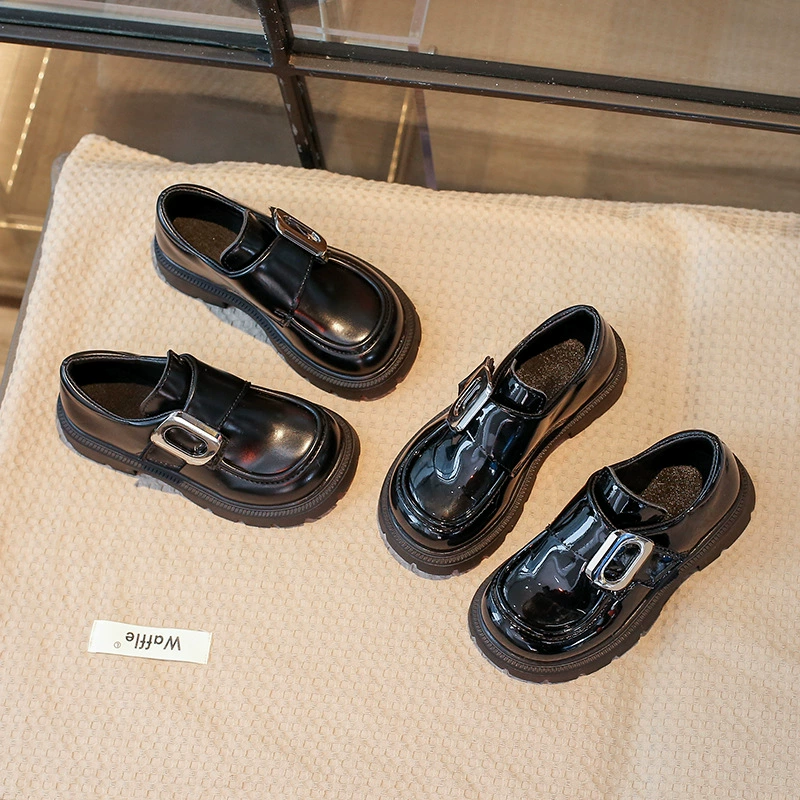 Черные кожаные туфли для девочек 2025 Весенние и осенние туфли в британском стиле