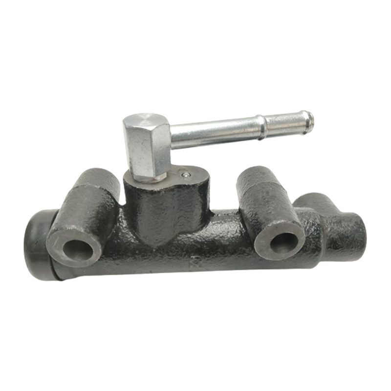 Isuzu Truck Heavy Truck Parts Accessories 1-47500-251-0 1-47500-231-1 Clutch Master Cylinder