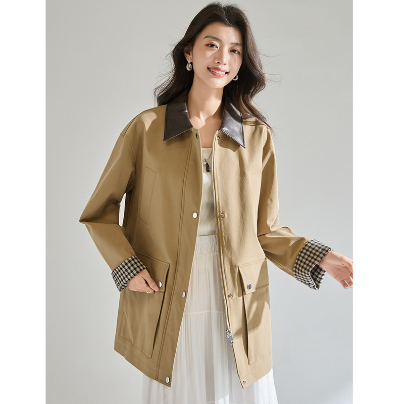 26 Spring and Summer New Style Retro Style Trench Coat Barn Style Contrasting Color Pu Leather Lapel Plaid Patchwork Jacket 29074 26 Spring and Summer New Style Retro Style Trench Coat Barn Style Contrasting Color Pu Leather Lapel Plaid Patchwork Jacket 29074