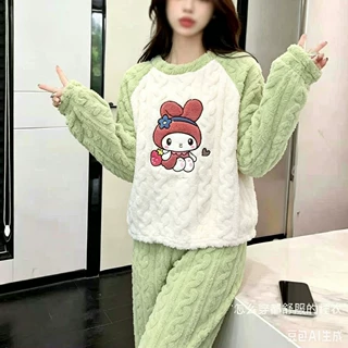 卡通刺绣家居服女女秋冬新款加绒加厚暖暖套装女士保暖珊瑚绒睡衣
