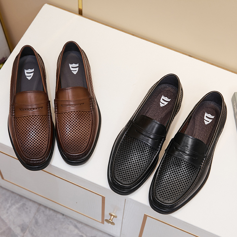 Leather hollow breathable men's business casual leather shoes cover foot punching professional men's shoes_voghion.com