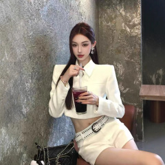 小香风套装女秋轻奢高级感气质名媛千金西装短外套高腰短裤两件套