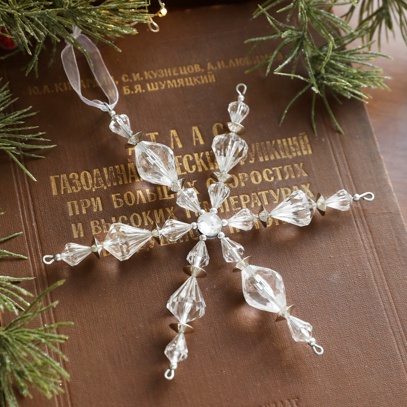 Transfronterizo transparente acrílico flocos de nieve colgante estrella hexagonal de alta calidad decoración de árbol de Navidad diseño de escena colgante