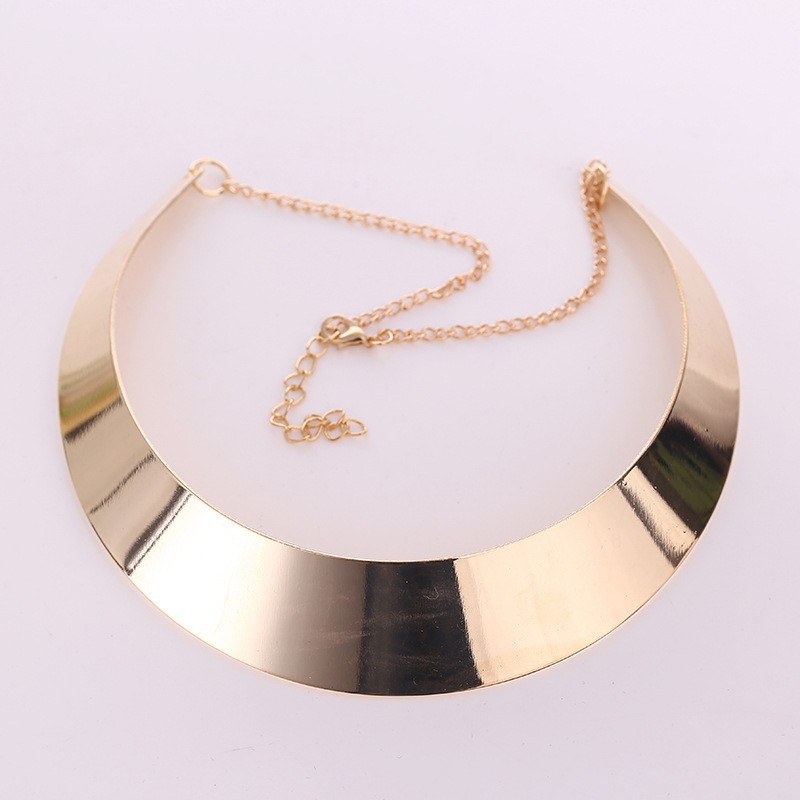 Collana choker punk esagerata in metallo da donna_voghion.com